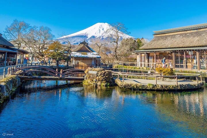 Tokyo 10-Hour Mt. Fuji, Oshino Hakkai & Outlets/Hot Spring Tour — photo 6