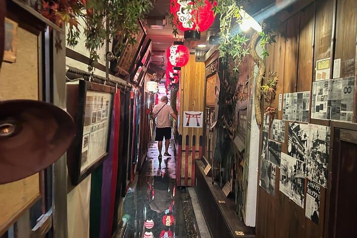 Hidden Alleys and Local Streets of Osaka Walking Tour — photo 9