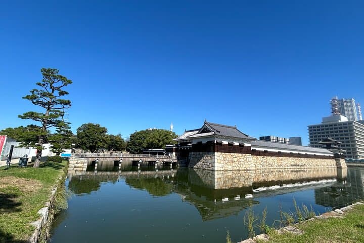 Hiroshima Peace Memorial, Castle and Garden Walking Tour — photo 2
