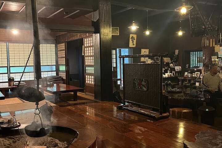 Hakone Old Tokaido Road Hiking Tour to Hakone Shrine — photo 8