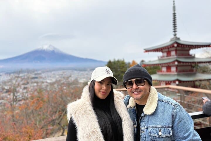 Explore Osaka and Kyoto with Private Transportation — photo 1