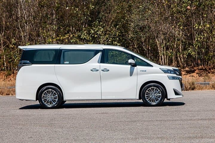 Hakuba To Tokyo Private Luxury Car Transfer — photo 5