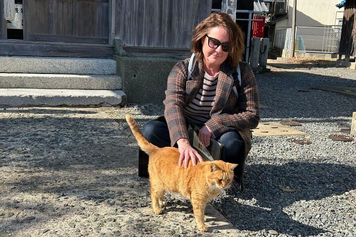 Ainoshima Island Tour - Cats, History and Nature from Hakata — photo 5