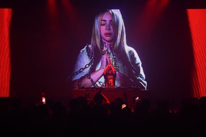 Osaka Umeda: PICCADILLY LIVE SHOW & NIGHTCLUB & VIP Plan — photo 13