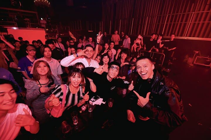 Osaka Umeda: PICCADILLY DINNER SHOW&NIGHTCLUB with Tasting — photo 8