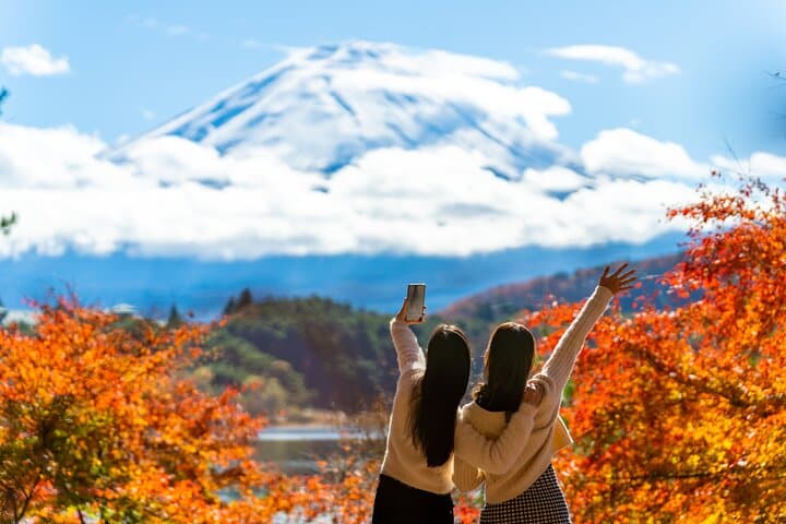 Mt. Fuji 5th Popular Spots & Sagamiko Illumination Tour fr Tokyo — photo 20