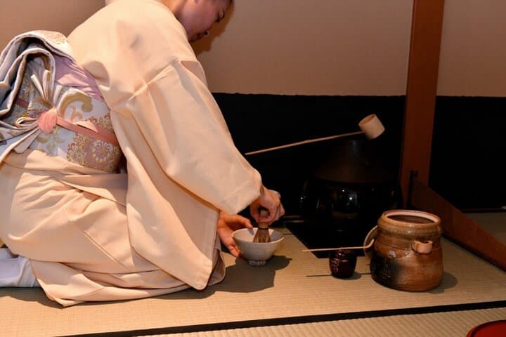 Kimono Tea Ceremony Experience at Kyoto Orizuruya Gion — photo 4