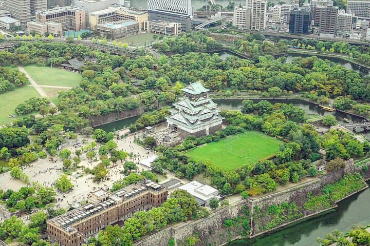 Osaka Private Cessna Flight Over Osaka Castle and UNESCO Sites — photo 2