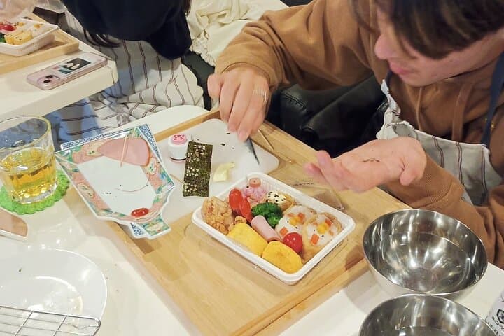Kawaii Character Bento Cooking Class in Shinjuku Tokyo — photo 7