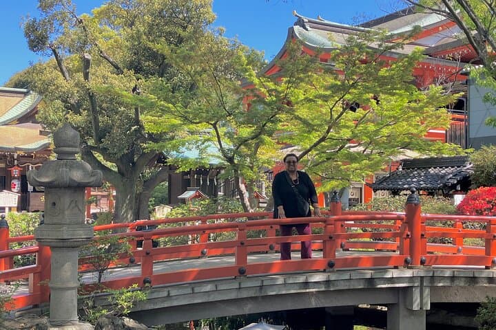 Evening Shrine and Izakaya Japanese Sake Experience Tour — photo 8