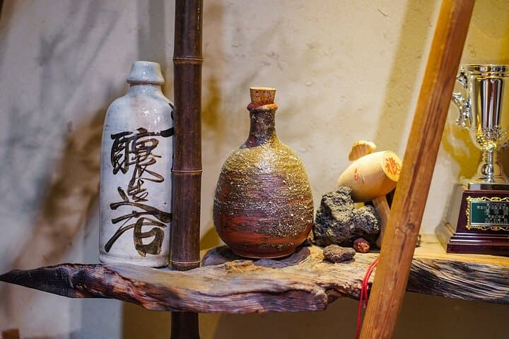 Cultural Lakeside Walk at Mt. Fuji Sake Snacks and Crafts — photo 9