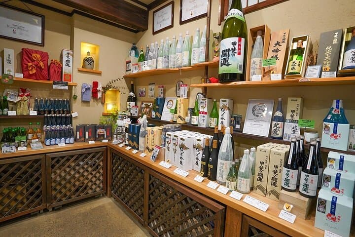 Cultural Lakeside Walk at Mt. Fuji Sake Snacks and Crafts — photo 16