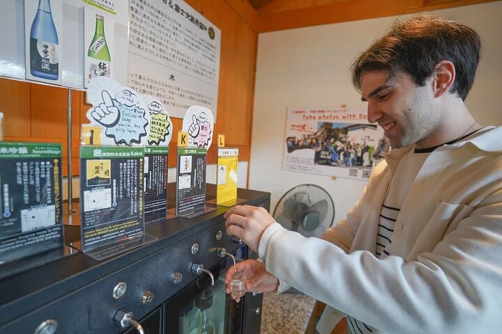 Cultural Lakeside Walk at Mt. Fuji Sake Snacks and Crafts — photo 20