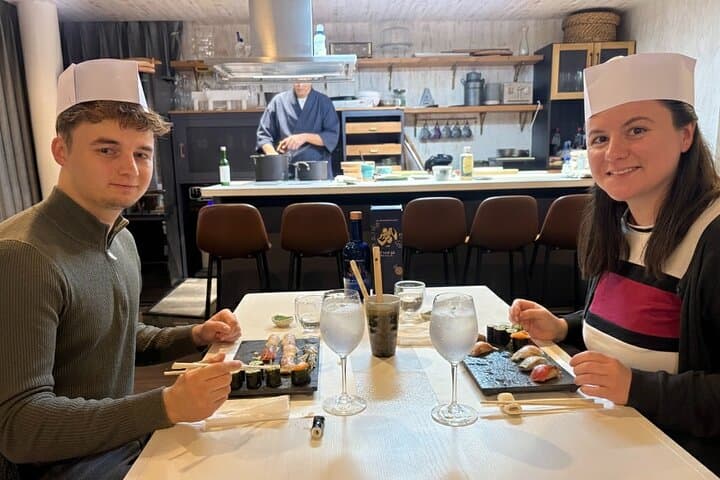 Private Sushi Making with a Sushi Master — photo 15