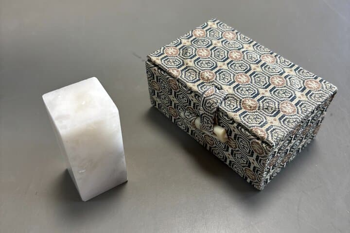 Create an Original Seal with Natural Stone and Otaru Artisans — photo 3
