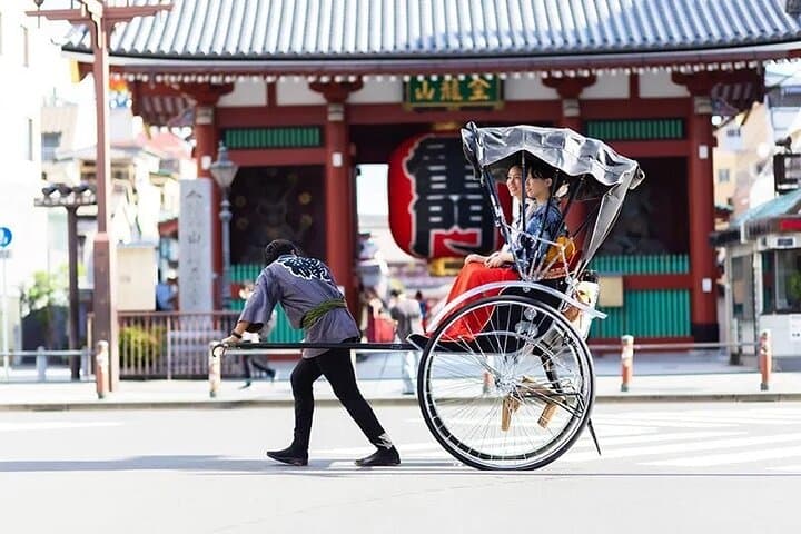 Experience Asakusa with Rickshaw Guide — photo 1