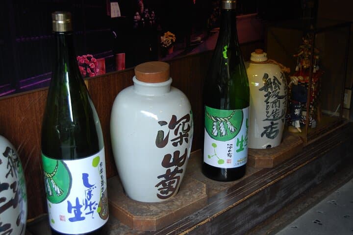 Walking Tour in Takayama Old Town and Historic Streets — photo 4