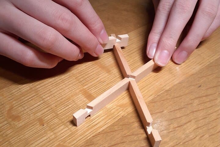 Traditional Kumiko Wood Art Class in Asakusa — photo 3