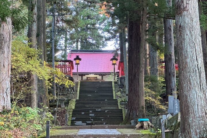 Takayama Early Morning Guided Walking Tour and Market Visit — photo 6