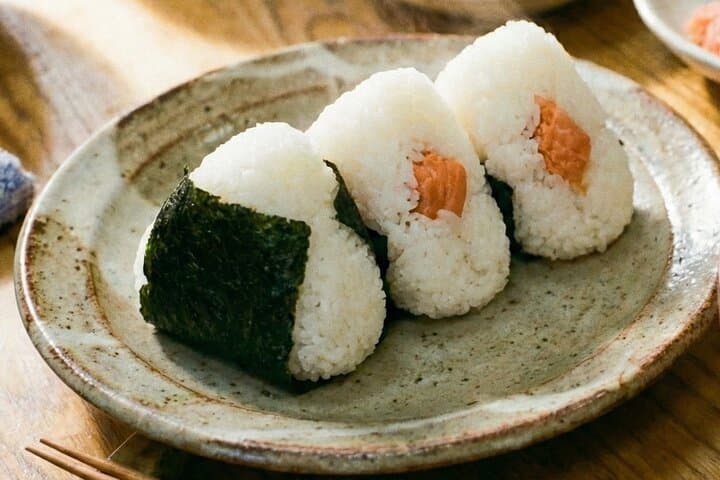 Asakusa Tokyo Early-Bird Onigiri Making Class with a Chef — photo 7