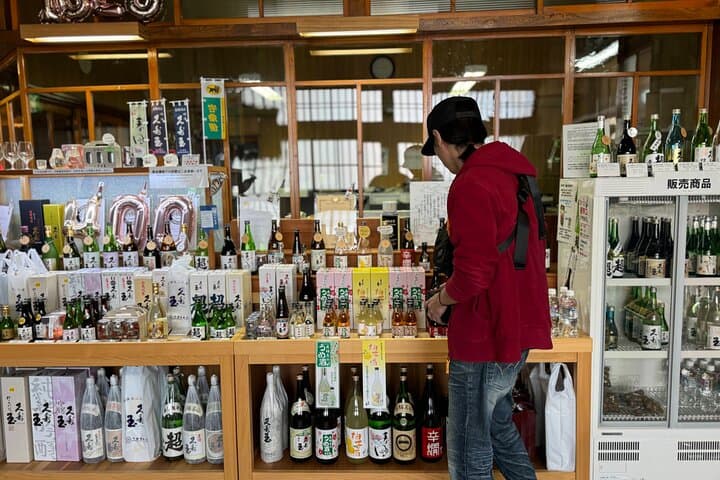 Takayama Guided Sake Tasting Tour – Visit Three Breweries — photo 3