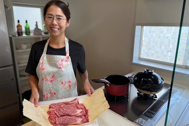 A5 Iga Wagyu Sukiyaki with Pro-Trained Host — photo 2