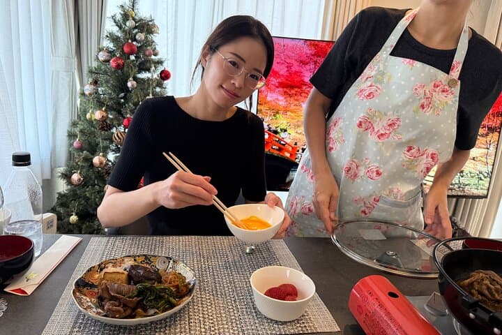 A5 Iga Wagyu Sukiyaki with Pro-Trained Host — photo 10