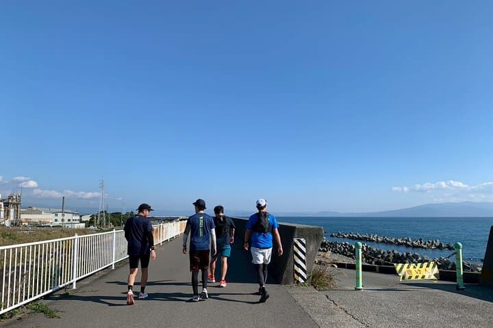 Run the Old Tokaido Trail Mt. Fuji views and historic townscape — photo 11