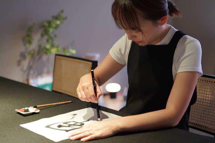 Kyoto: Calligraphy & Matcha Experience in a Zen Studio — photo 19