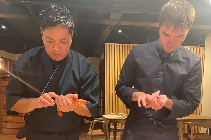 Japanese Traditional Culture and Authentic Sushi Making — photo 9