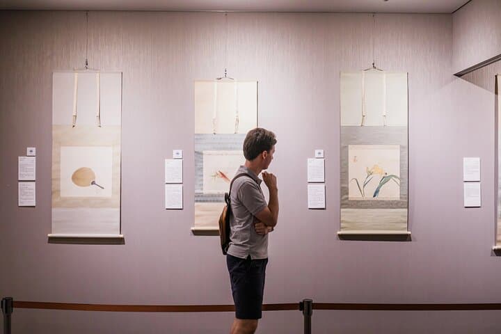 Osaka Kobayashi Museum of Art Tour Guide by Curator with Wagashi — photo 13