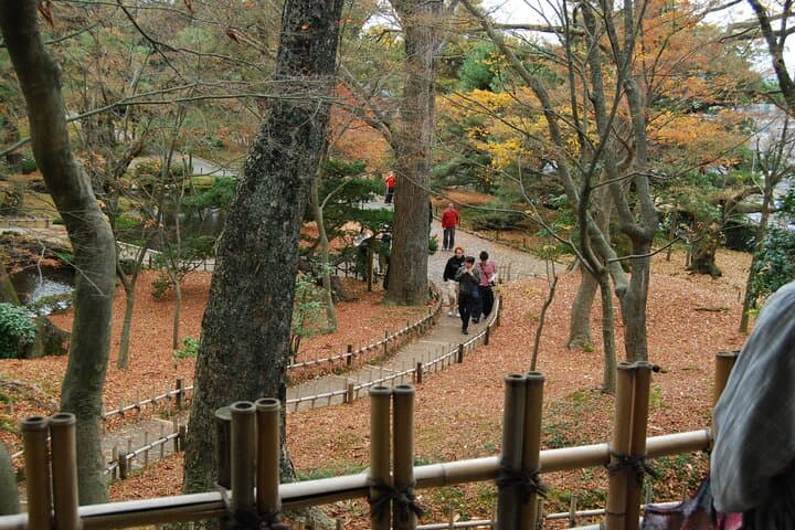 Kanazawa Half Day Private Tour, Garden, Castle, and Geisha — photo 9