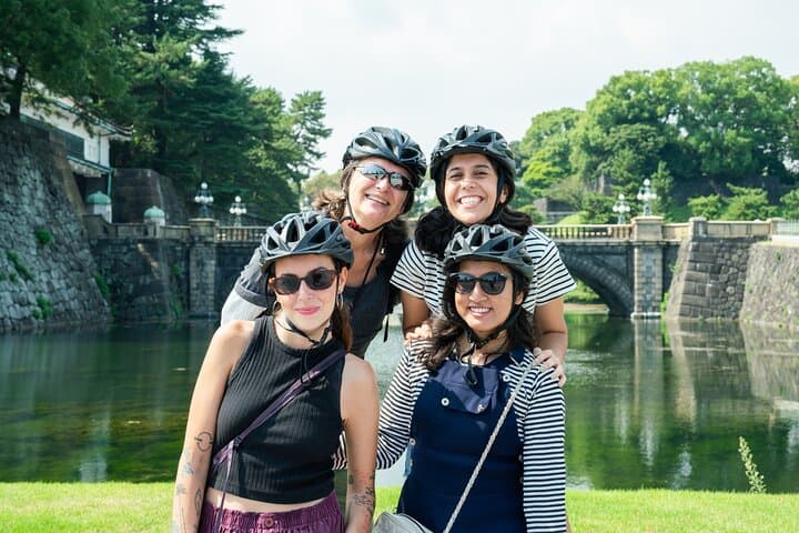 Tokyo Highlights 3 Hours Private Guided Cycling Tour — photo 12