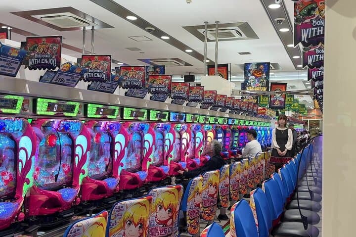 Tokyo Pachinko Culture Experience with English Guide — photo 3
