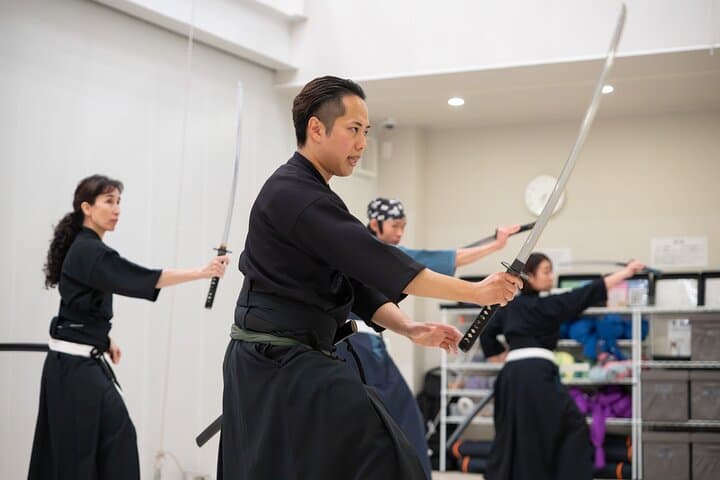 Ancient Katana Training in Kyoto with Local Students — photo 12
