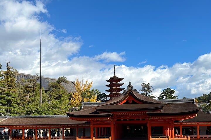 Hiroshima Customize Tour with Government Licensed Guide — photo 6