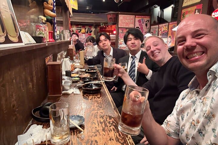 Fukuoka Evening Tours: Yatai, Izakaya, Karaoke and more — photo 3