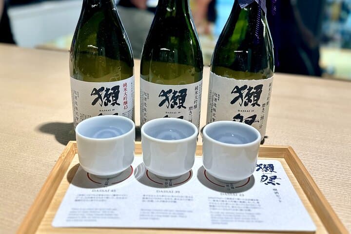Tokyo Asakusa History Tour with Japanese Sake Tasting Experience — photo 4