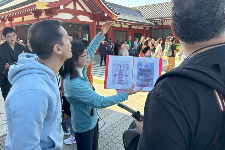 Tokyo Asakusa History Tour with Japanese Sake Tasting Experience — photo 5