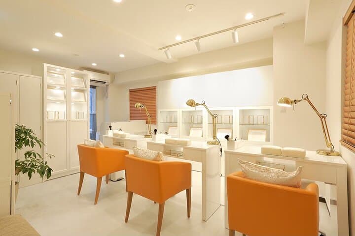 Japanese Gel Nail Art Experience in Ginza Tokyo
