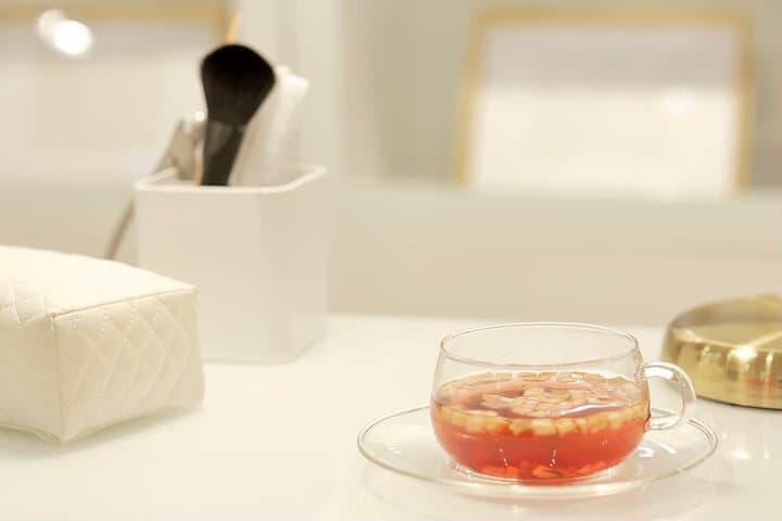 Japanese Gel Nail Art Experience in Ginza Tokyo — photo 13