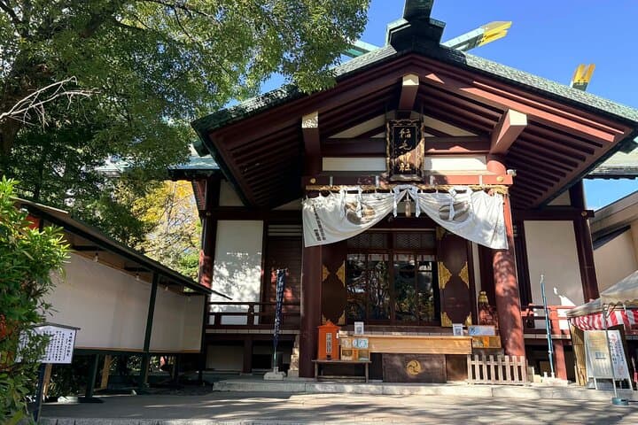 Kawasaki Shrine Experience: Miko & Shinto Priest Traditions — photo 4