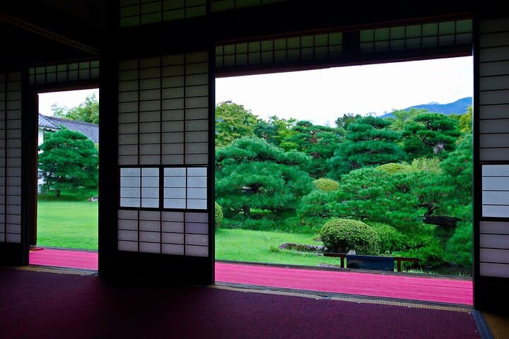 Matsushiro Samurai Town & Fruit Picking Day Tour from Nagano — photo 13