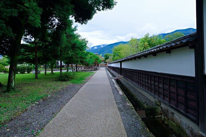Matsushiro Samurai Town & Fruit Picking Day Tour from Nagano — photo 15