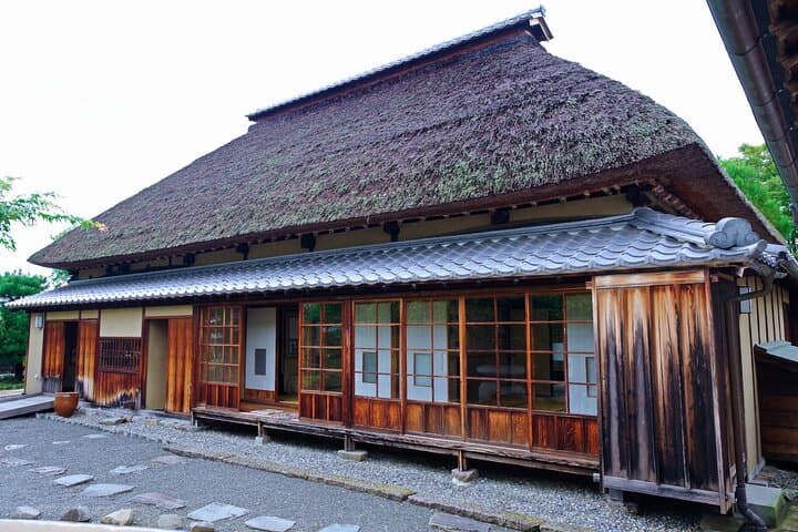 Matsushiro Samurai Town & Fruit Picking Day Tour from Nagano — photo 16