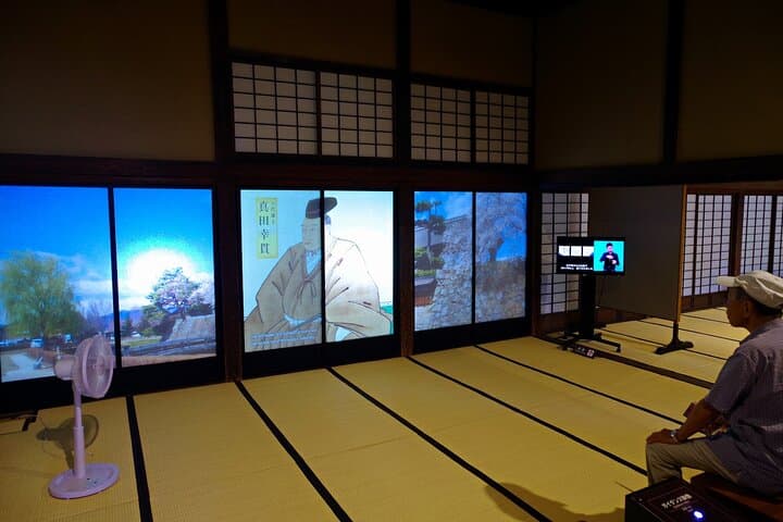 Matsushiro Samurai Town & Fruit Picking Day Tour from Nagano — photo 18