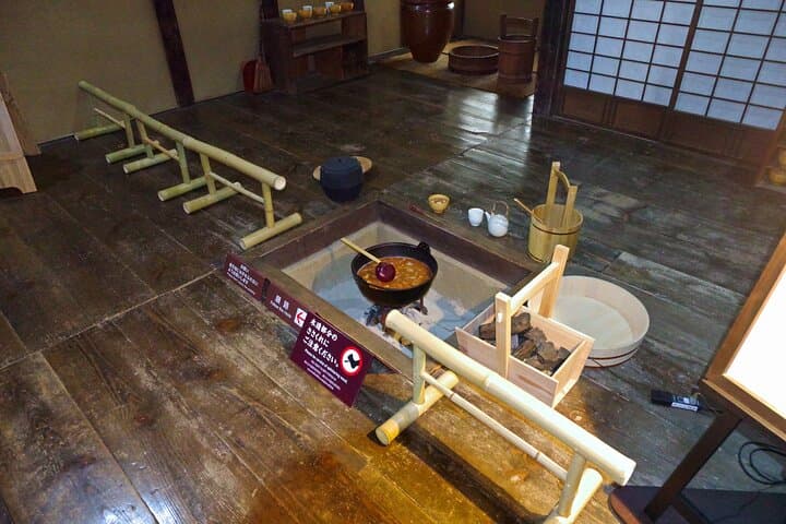 Matsushiro Samurai Town & Fruit Picking Day Tour from Nagano — photo 19