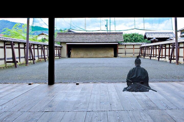 Matsushiro Samurai Town & Fruit Picking Day Tour from Nagano — photo 2