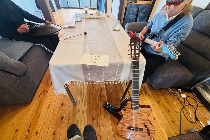 Beppu Music Lesson:Ukulele Guitar Handpan Workshop in Ocean View — photo 17