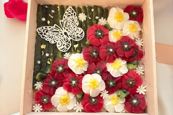 Wagashi Workshop: Japanese Sweets Ohagi with Anko Flowers — photo 6